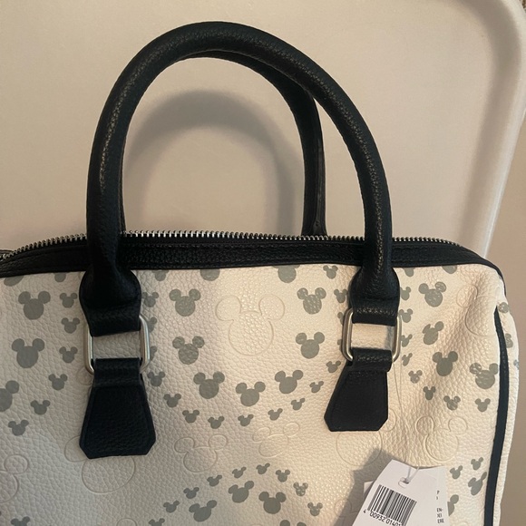 Disney medium size purse - Picture 5 of 9